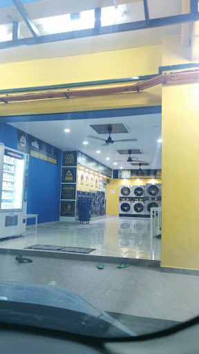 Uptown Jelawat