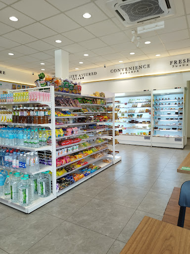 FamilyMart Pusat Perniagaan Barry Kuala Lipis