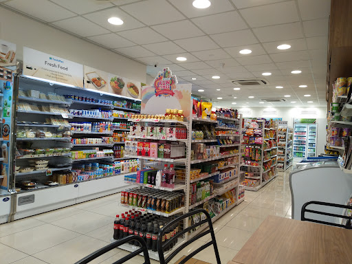 FamilyMart