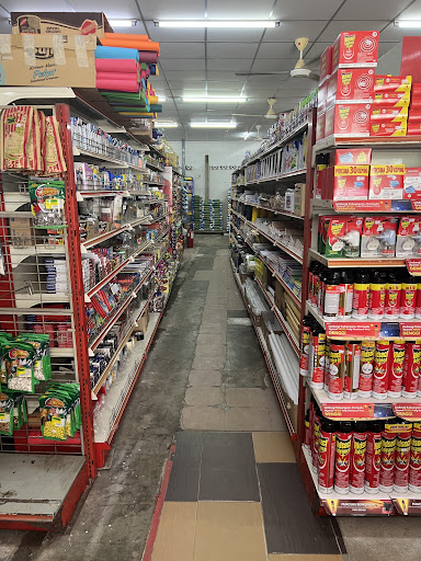 R-Tinie Mini Market