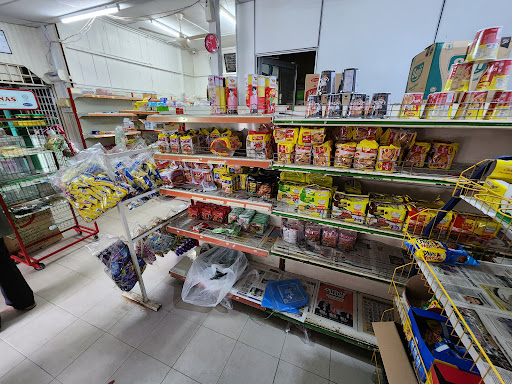 Kedai Runcit Salina corner lot