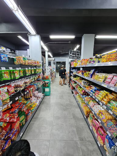 Joe's Grocer