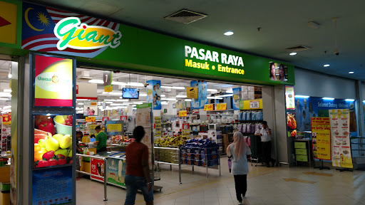 Giant Superstore Kulai Ioi