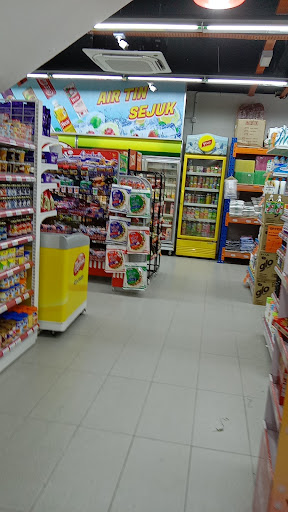 Pasaraya Angkasa Parit Raja